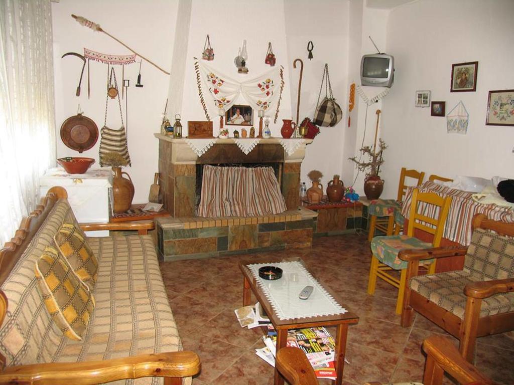 Aris Rooms Anogia Dış mekan fotoğraf